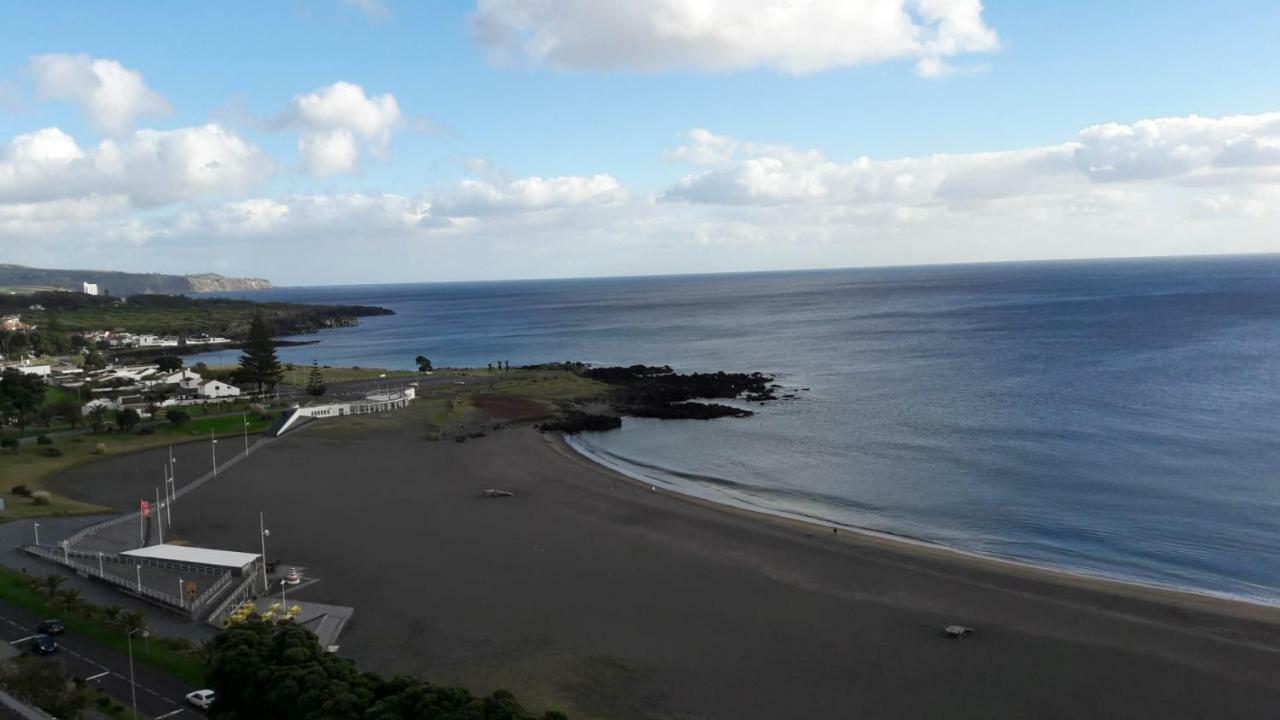 Lila Ocean View Apartment Ponta Delgada  Bagian luar foto