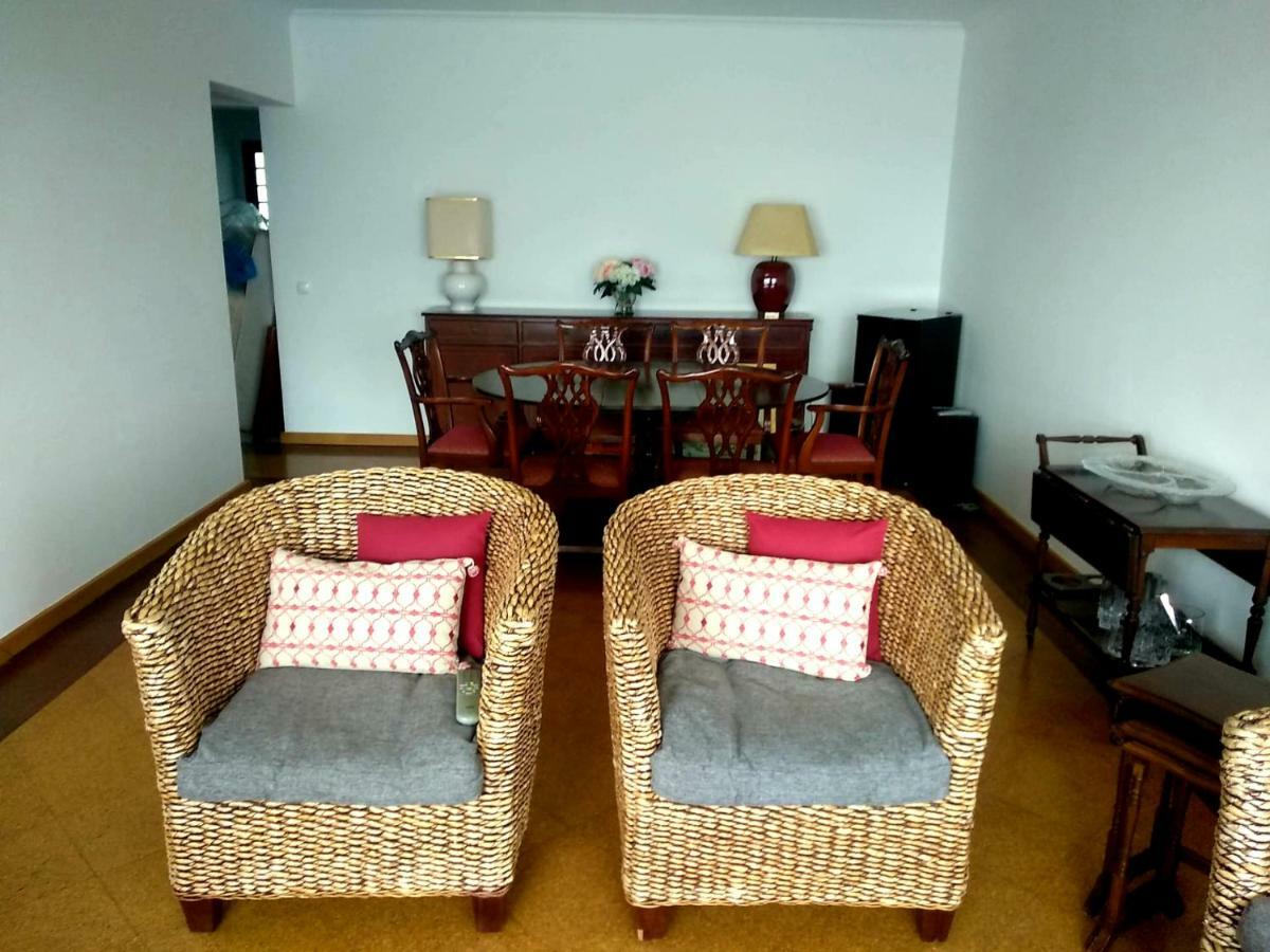 Lila Ocean View Apartment Ponta Delgada  Bagian luar foto